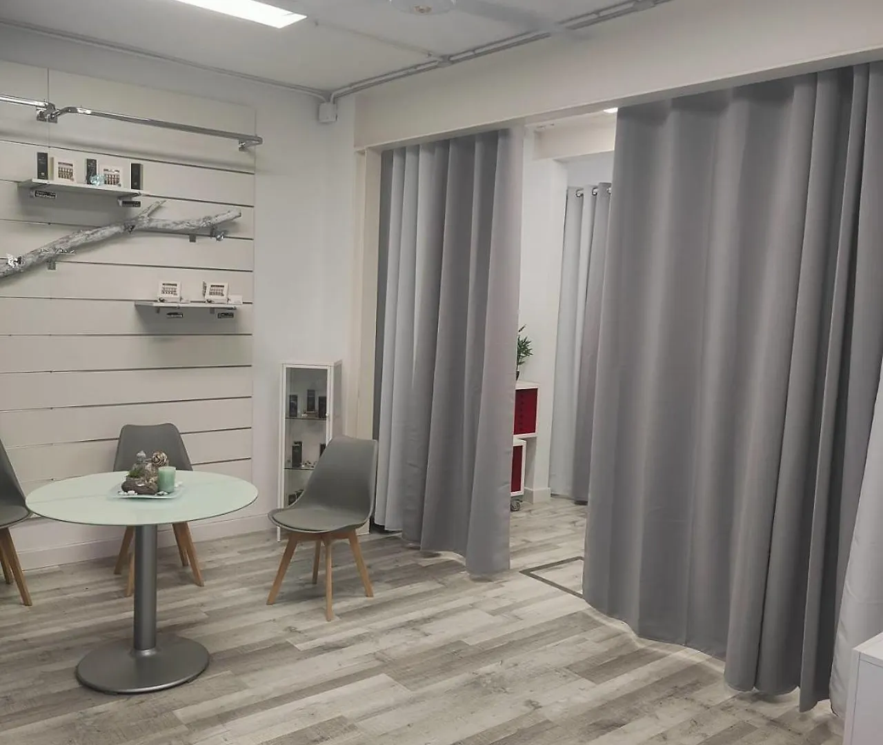 홈스테이 Habitacion Doble Con Bano Privado Y Desayuno Incluido 빌라데칸스