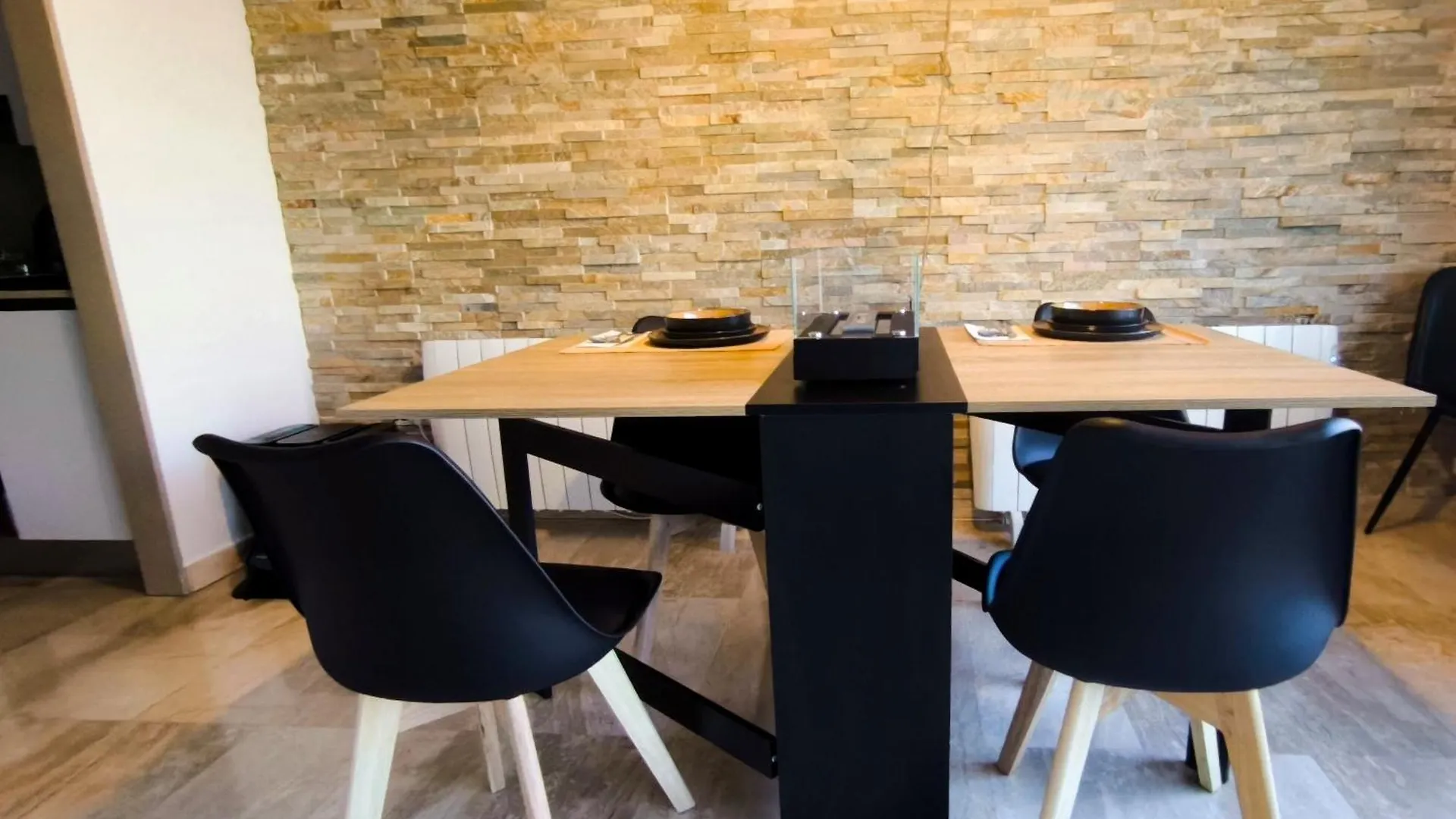 Habitacion Doble Con Bano Privado Y Desayuno Incluido Viladecans Homestay